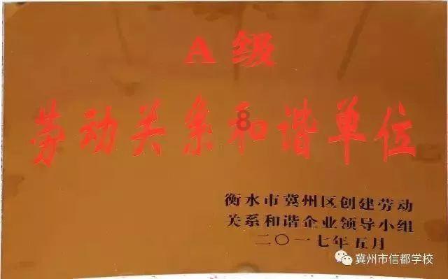 我们试玩了《碧海黑帆》：能组队打本的“黑旗”？